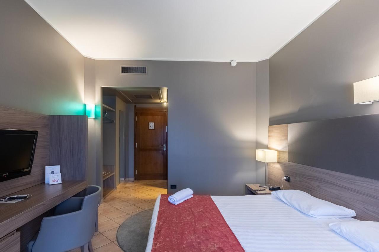 Sunflower 4* Milano